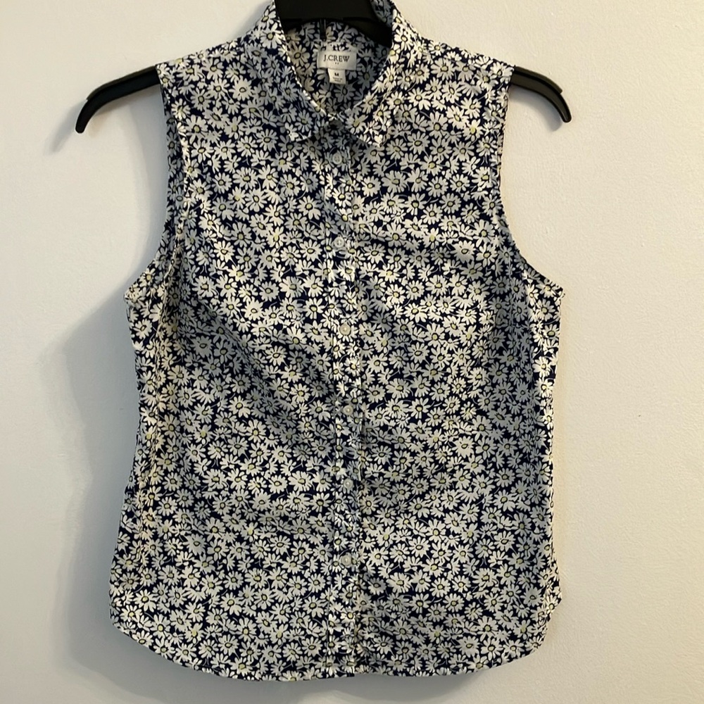 J. Crew Women's Sleeveless Floral Top - Navy and White